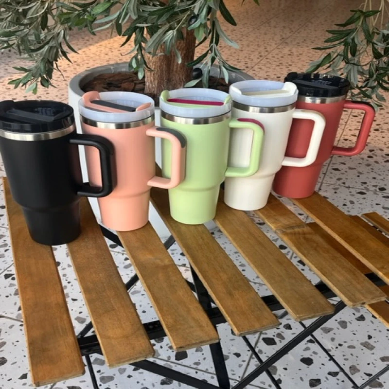 كوب ستيل الالوان عشوائي